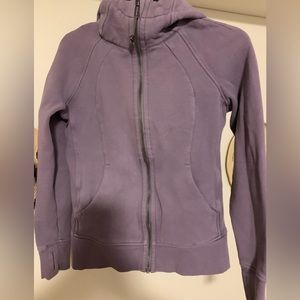 Good condition Lululemon sweatshirt